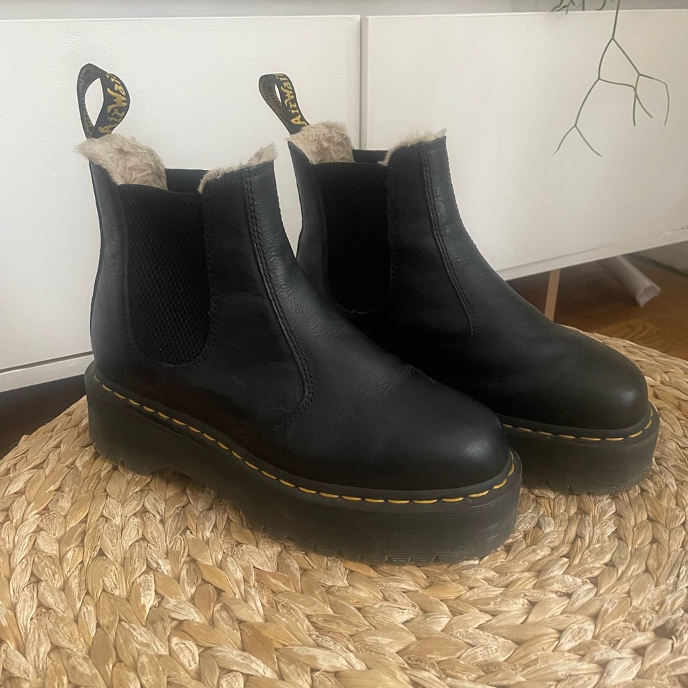 2976 FAUX FUR LINED QUAD PLATFORM CHELSEA BOOTS Women